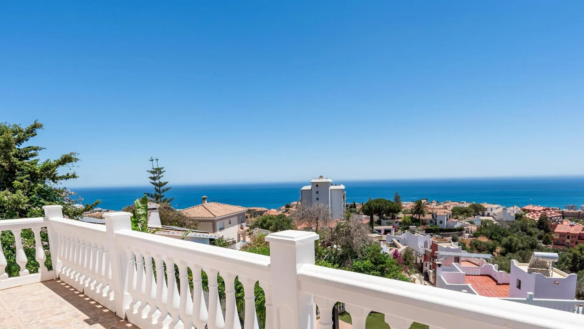 Villa De Haro - Garden, Terrace, Pool & Sea View Fuengirola 0*,  Spain