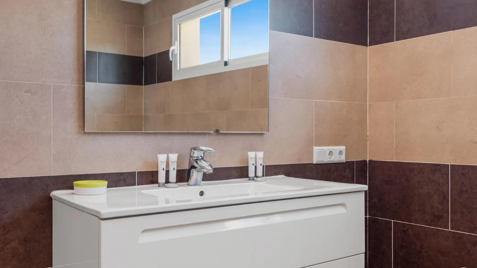 Villa De Haro - Garden, Terrace, Pool & Sea View Fuengirola