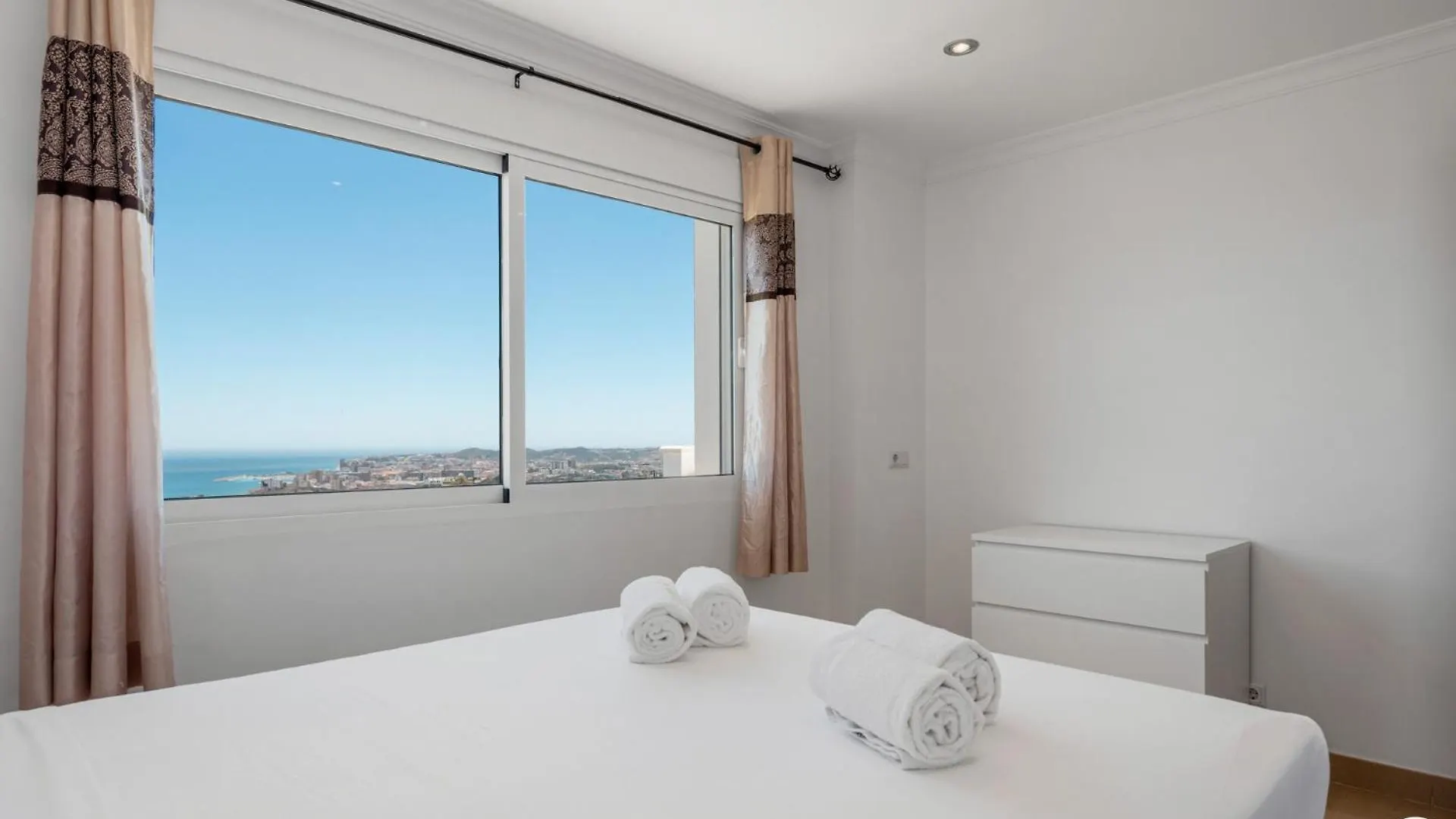 Villa De Haro - Garden, Terrace, Pool & Sea View Fuengirola